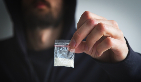 Ναρκωτικά: Τι αποκαλύπτουν τα αστικά λύματα για τη χρήση στην Ευρώπη – Ποια κάνουν οι Έλληνες