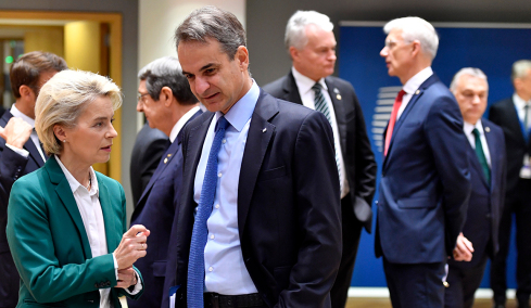 Τηλεργασία και επιδότηση για μετακίνηση με ΜΜΜ εξετάζουν στην ΕΕ απέναντι στη νέα κρίση, ο Μητσοτάκης ζητά ευρωπαϊκό σχέδιο αντίδρασης