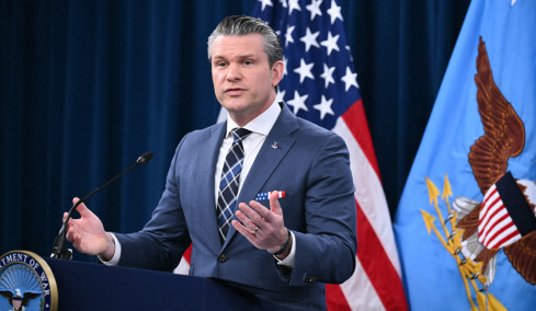 «Ο κόσμος και οι αχάριστοι Ευρωπαίοι πρέπει να ευχαριστούν τον Τραμπ, σήμερα θα γίνει το πιο μεγάλο κύμα της επίθεσης» λέει ο Χέγκσεθ - Μπαράζ πυραύλων προς το Ισραήλ