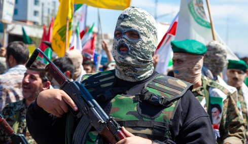 Ο ψυχολογικός πόλεμος της Μοσάντ στους Ιρανούς στρατιωτικούς: «Ξέρουμε τα πάντα, είσαι στη μαύρη λίστα» - «Δεν είμαι εχθρός, βοήθησέ με»