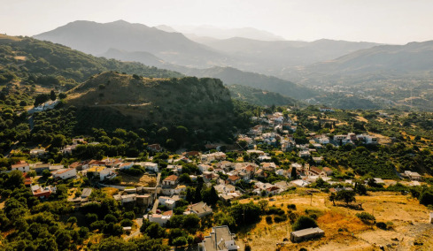 Road trip στο Νότιο Ρέθυμνο: Χωριά, μοναστήρια και παραλίες συνθέτουν ένα μωσαϊκό εμπειριών
