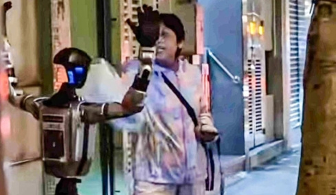 Κίνα: Ρομπότ «συνελήφθη» για παρενόχληση ηλικιωμένης!