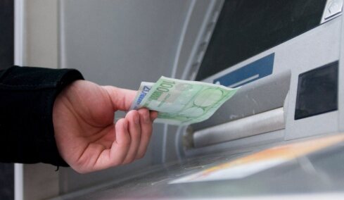 ΤτΕ: Αλμα 5,3 δισ. ευρώ στις καταθέσεις του ιδιωτικού τομέα τον Μάιο