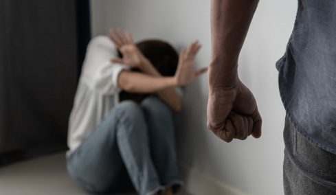 Βέροια: Ομολόγησε ο 20χρονος τον άγριο ξυλοδαρμό της 24χρονης που νοσηλεύεται σε ΜΕΘ