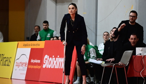 Παναθηναϊκός: Πέταξε την πατερίτσα και δέχτηκε τεχνική ποινή η Σελέν Ερντέμ, βίντεο 