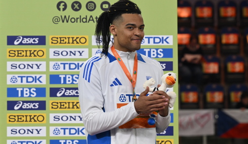 Η απονομή του ασημένιου μεταλλίου στον Καραλή: «Είμαι χαρούμενος και ξενυχτισμένος, ζω το όνειρό μου», βίντεο και φωτογραφίες