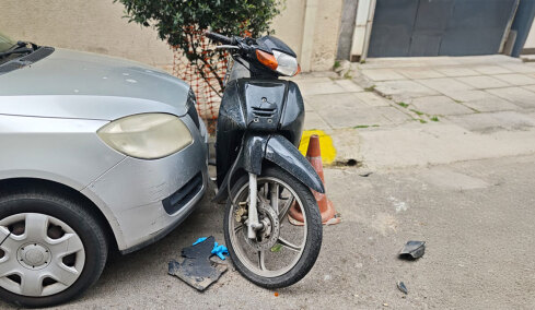 Αναστάτωση τα ξημερώματα στους Αμπελόκηπους: Μεθυσμένη οδηγός τράκαρε σε 14 σταθμευμένα ΙΧ στην προσπάθειά της να παρκάρει