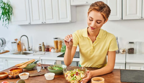 Η διατροφή που φρενάρει τη γήρανση του εγκεφάλου – Το αγαπημένο τρόφιμο «ασπίδα» του νου