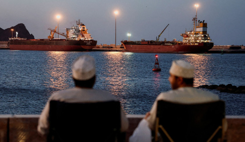 Για συνδιαχείριση των Στενών του Ορμούζ με το Ιράν μιλά ο Τραμπ, η Τεχεράνη διαψεύδει ότι είχαν συνομιλίες, «απλώς φοβήθηκε την απάντησή μας»