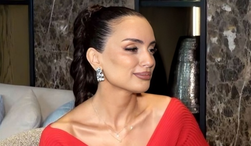 Ελπίδα Ιακωβίδου για Τζώνη Καλημέρη: Ήταν συνειδητή η απόφαση να αφήσω τη δουλειά μου και την πατρίδα μου για εκείνον
