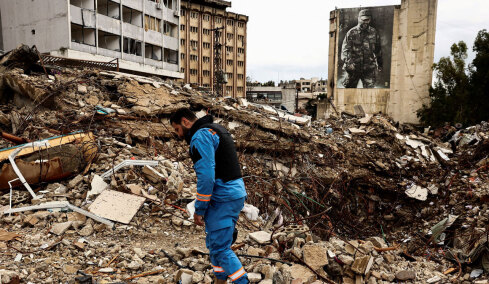 Οι Φρουροί της Επανάστασης λένε πως επιτέθηκαν σε πυρηνική εγκατάσταση του Ισραήλ - Νεκρός ο Ιρανός αξιωματούχος που ήταν υπεύθυνος για το κλείσιμο των Στενών του Ορμούζ  