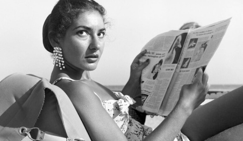 Από το FOMO στην ελευθερία: Γιατί η αποχή είναι statement