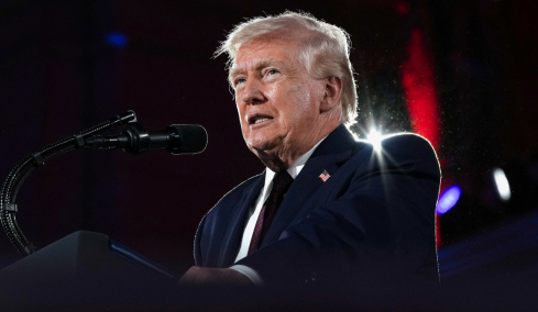 Τραμπ: Το Ιράν θέλει τόσο πολύ να κάνει συμφωνία, αλλά φοβούνται να το πουν για να μην τους σκοτώσουν - Μας στέλνουν μηνύματα αλλά αυτό δεν είναι διαπραγμάτευση, λέει ο Ιρανός ΥΠΕΞ