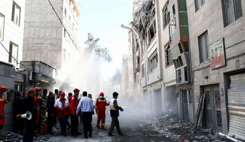 Νέα χτυπήματα του Ιράν εναντίον του Ισραήλ, απειλούν οι Φρουροί της Επανάστασης για τα Στενά του Ορμούζ