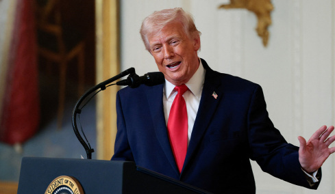 Τραμπ: «Η CIA λέει ότι ο γιος του Αγιατολάχ είναι γκέι, έχω μεγάλη απήχηση στους ψηφοφόρους της ΛΟΑΤΚΙ κοινότητας», δείτε βίντεο