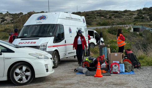  Σε εξέλιξη η επιχείρηση ανάσυρσης του 34χρονου δύτη από το Πηγάδι του Διαβόλου, δείτε βίντεο