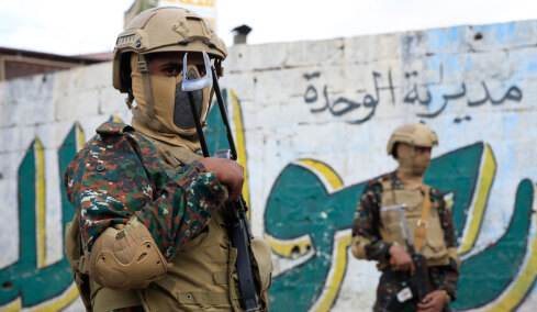 Ποιοι είναι οι Χούθι της Υεμένης, ποια η δύναμή τους και τι σημαίνει η εκτόξευση πυραύλου προς το Ισραήλ
