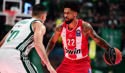 Παναθηναϊκός - Ολυμπιακός 44-60 (ημίχρονο): Επεισοδιακό ντέρμπι με αποβολές Νάν, Ντόρσεϊ και ερυθρόλευκο προβάδισμα, live 