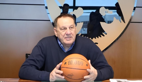 Θλίψη στο ελληνικό μπάσκετ: Πέθανε ο Βασίλης Γκούμας