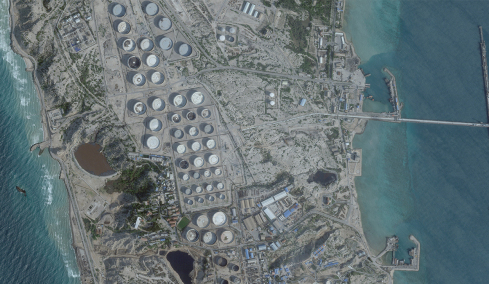 Ο Τραμπ μιλά ξανά για κατάληψη της νήσου Χαργκ για να «πάρουμε το πετρέλαιο του Ιράν» και λέει ότι η Τεχεράνη αποδέχθηκε τα περισσότερα από τα 15 σημεία για το τέλος του πολέμου