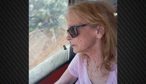 Η σπάνια φωτογραφία της Νόρας Βαλσάμη που ανέβασε ο γιος της