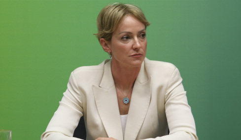 Σδούκου για την εμπρηστική επίθεση στη Θεσσαλονίκη: Στελέχη του ΣΥΡΙΖΑ έχουν τροφοδοτήσει συμβάντα λεκτικής βίας που οδηγεί σε κανονική
