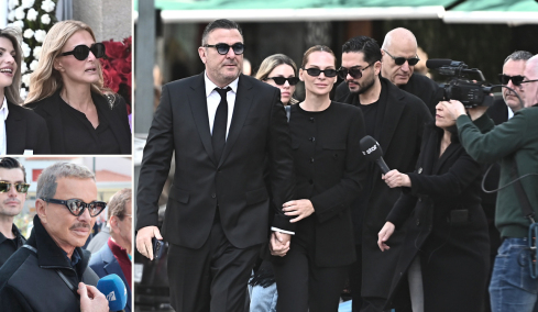 Ποιοι επώνυμοι δίνουν το παρών στην κηδεία της Μαρινέλλας, δείτε βίντεο και φωτογραφίες