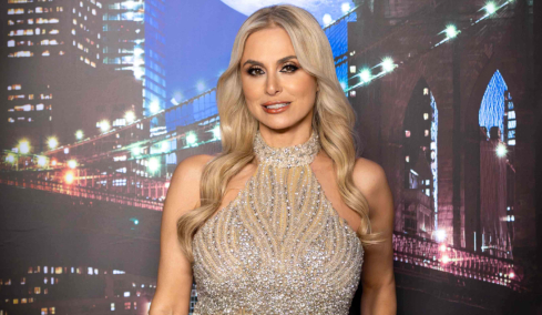 Ζωή Κρονάκη για τον σύζυγό της: Τον γνώρισα σε ένα μαγαζί από προξενιό για άλλη γυναίκα, η οποία εξαφανίστηκε