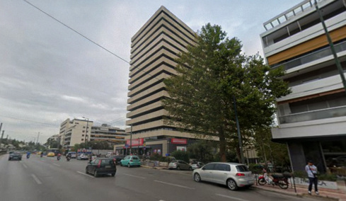 Απίστευτο: Εντόπισαν κοτέτσι και... στάνη με κότες και κατσίκες στον 16ο όροφο πολυκατοικίας στους Αμπελόκηπους