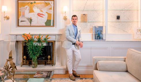 Άρης Λεφάκης: Στο σπίτι με τους θρύλους της τέχνης