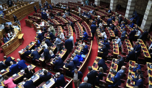 ΟΠΕΚΕΠΕ: Οι λεπτομέρειες της δεύτερης δικογραφίας για τους 11+2 κρίνουν άρσεις ασυλίας και ανασχηματισμό