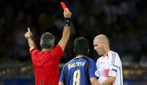 Τι είναι η «κατάρα Ζιντάν» και γιατί απασχολεί την Ιταλία