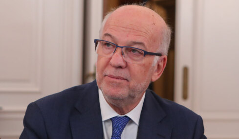 Φλωρίδης: Δικογραφία για κακούργημα της Κωνσταντοπούλου για τα βίντεο από τη δίκη για τα Τέμπη, επιστράτευσε τον πατέρα της για να μην ξεκινήσει η διαδικασία