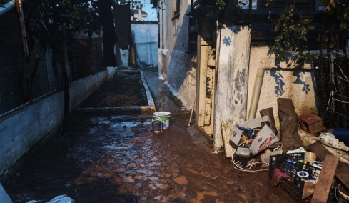 Κακοκαιρία «Erminio»: Νεκρός άνδρας στη Νέα Μάκρη, σοβαρά προβλήματα στην Αττική - Πού αναμένονται σήμερα ισχυρά φαινόμενα 