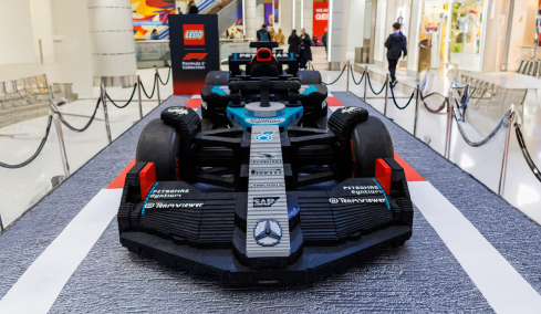Το μονοθέσιο LEGO® Mercedes-AMG F1® για πρώτη φορά στην Ελλάδα