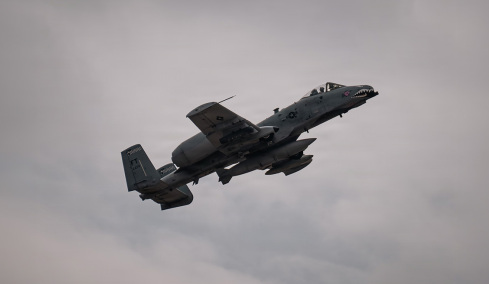 New York Times: Συνετρίβη και δεύτερο αμερικανικό αεροσκάφος  - Το Ιράν λέει ότι απέρριψε πρόταση των ΗΠΑ για 48ωρη κατάπαυση του πυρός