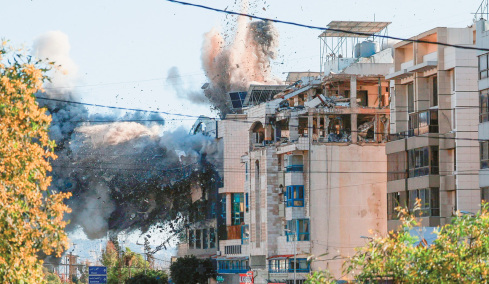 Ο Τραμπ ψάχνει έξοδο, ο «Μπίμπι» επιμένει: Ο Λευκός Οίκος θέλει να... πουλήσει νίκη, η Ιερουσαλήμ βλέπει ευκαιρία για νέα τετελεσμένα από το Ιράν έως τη Γάζα