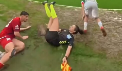 Τουρκία: Διπλό τάκλιν στη βοηθό διαιτητή, δείτε βίντεο