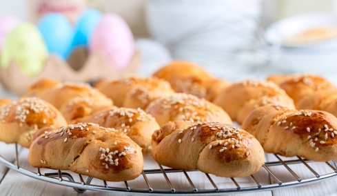 Η επιστήμη πίσω από τα πασχαλινά κουλουράκια