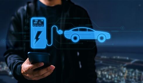 Πόσο κοστίζει; Η αλήθεια για βενζίνη και ηλεκτρικό στην Ελλάδα