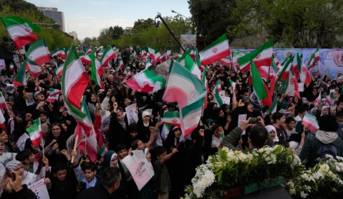 Ειρηνευτικό σχέδιο Ιράν: Τι προβλέπει για κυρώσεις, Στενά Ορμούζ και πόλεμο στη Μέση Ανατολή 