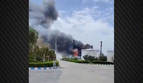 Κουβέιτ και Εμιράτα δέχθηκαν επιθέσεις από ιρανικά drone, εκρήξεις σε διυλιστήριο του Ιράν - «Εύθραυστη η εκεχειρία» λέει ο Βανς