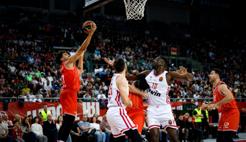 Μουστάφα Φαλ: Επέστρεψε μετά από 308 ημέρες στην ενεργό δράση, βίντεο 