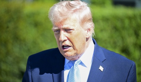 Ντόναλντ Τραμπ: Η ψυχική υγεία του αμφισβητείται πλέον ακόμα και στον Λευκό Οίκο
