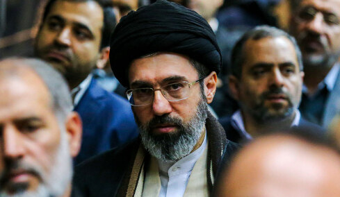 «Επανεμφάνιση» Χαμενεΐ: Οι εισβολείς δεν θα μείνουν ατιμώρητοι, νέα φάση διαχείρισης στα Στενά του Ορμούζ - Απευθείας συνομιλίες με τη Βηρυτό για τον αφοπλισμό της Χεζμπολάχ ανακοίνωσε ο Νετανιάχου 