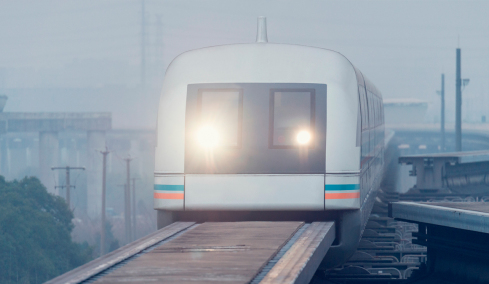 1,25 δισ. ευρώ, 450 χλμ/ώρα, 23 νεκροί και 0 δρομολόγια: Το τρένο που εγκατέλειψε η Γερμανία και απογείωσε η Κίνα