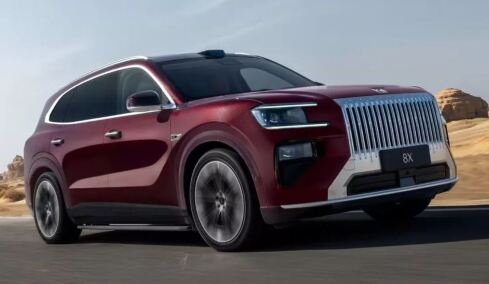 Ιδού το πολυτελές SUV με... 1.400 άλογα!
