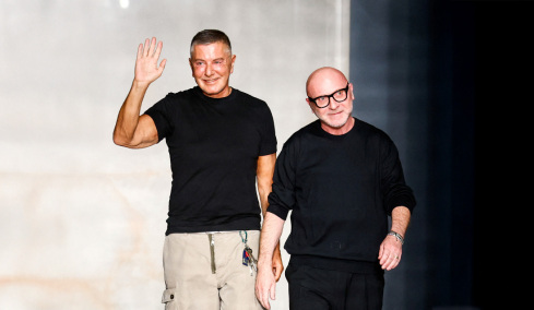 Dolce & Gabbana: Νέα εποχή για τον οίκο, ο Στέφανο Γκαμπάνα παραιτήθηκε από τη θέση του προέδρου