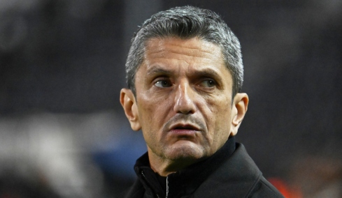 Λουτσέσκου: Ο συγκινητικός επικήδειος του Ραζβάν στην κηδεία του Μιρτσέα