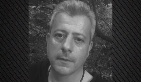 Πέθανε σε ηλικία 56 ετών ο δημοσιογράφος Νίκος Παπαδάκος
